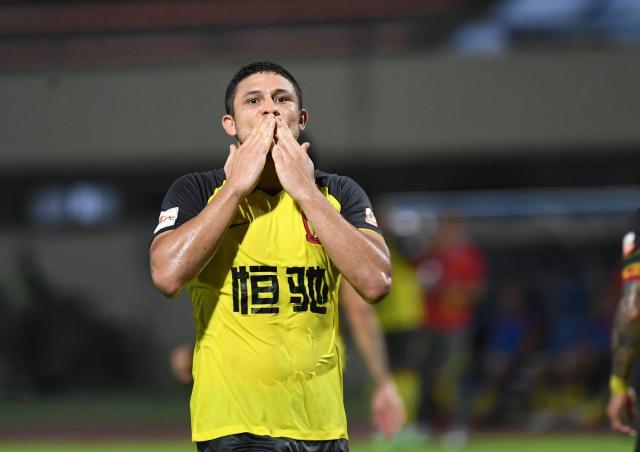 炸金花下载-120球!超李金羽登基射手王 艾克森欲继续刷新纪录